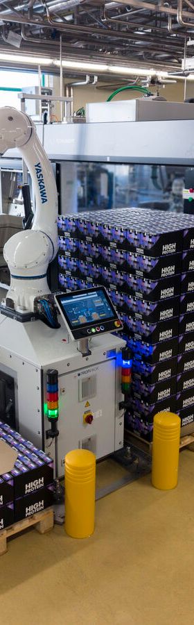 Cobot-Konzept überzeugt Privatmolkerei Bauer