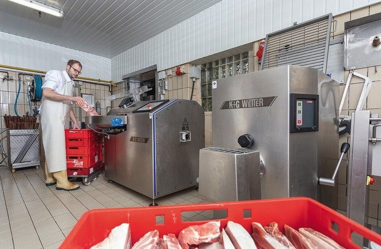 Schneidmischer und Automatenwolf